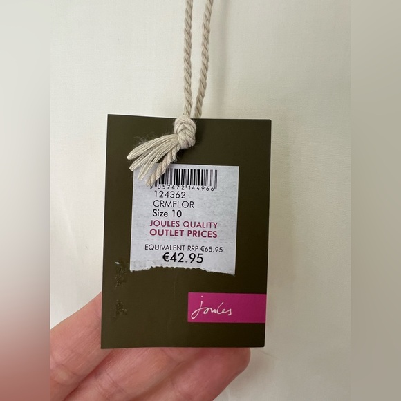 NWT Joules: White Floral Floaty Lightweight Oversized Top: Size US 6 - Picture 7 of 8